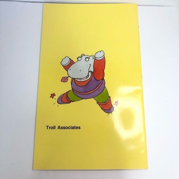 thump bump tiny the dancing hippo by janet craig giant reader teacher classroom - Picture 6 of 7